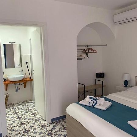 פלרמו Mini Appartamenti Ballaro Rooms מראה חיצוני תמונה