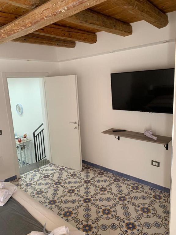 פלרמו Mini Appartamenti Ballaro Rooms מראה חיצוני תמונה